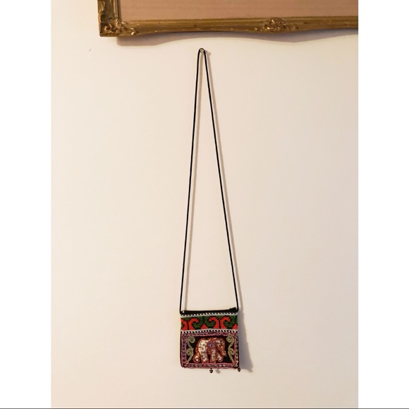 Small vintage embroidered elephant crossbody bag bohemian purse - Picture 2 of 5